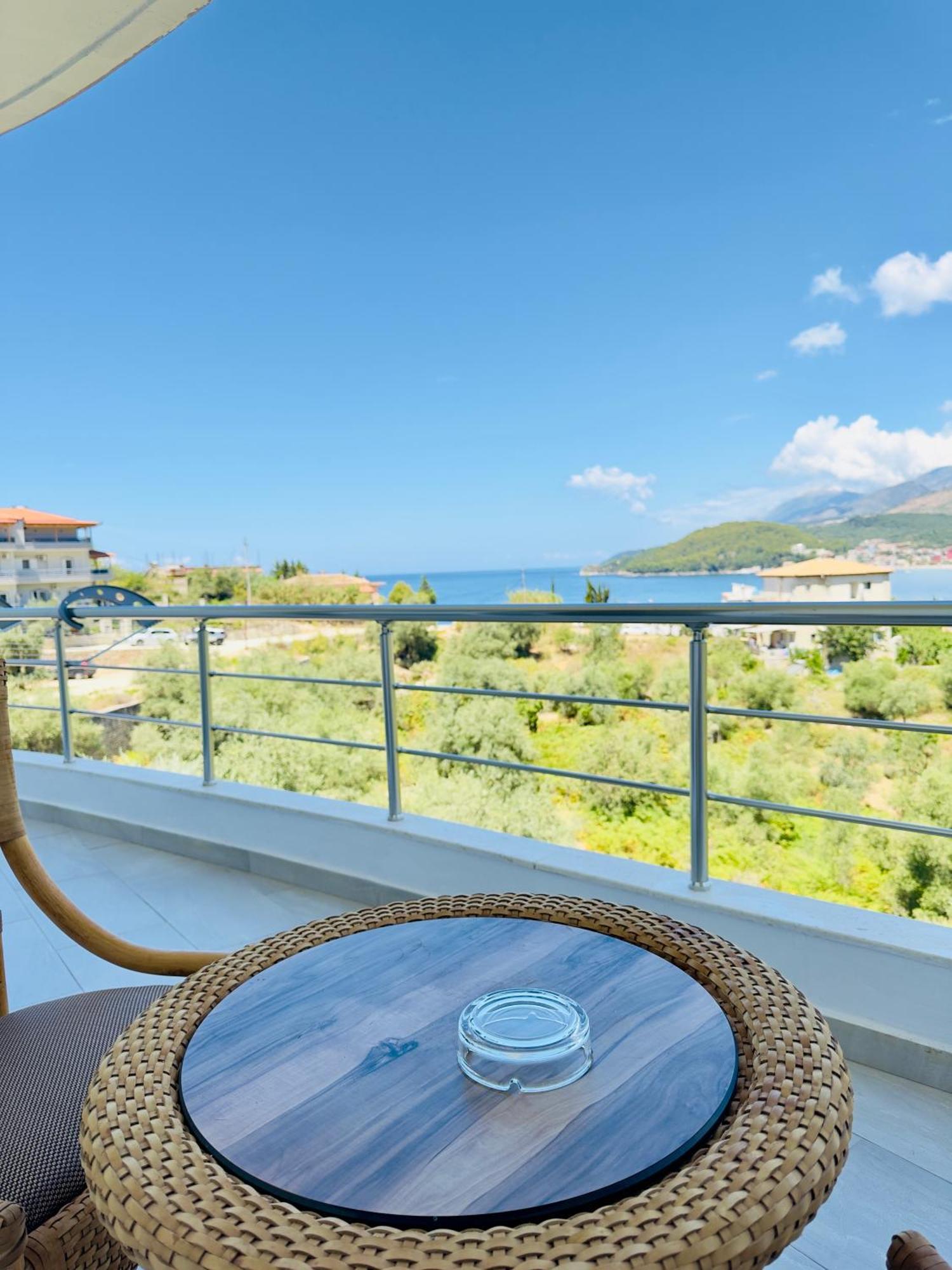 Villa Merkuri Himare Exterior photo